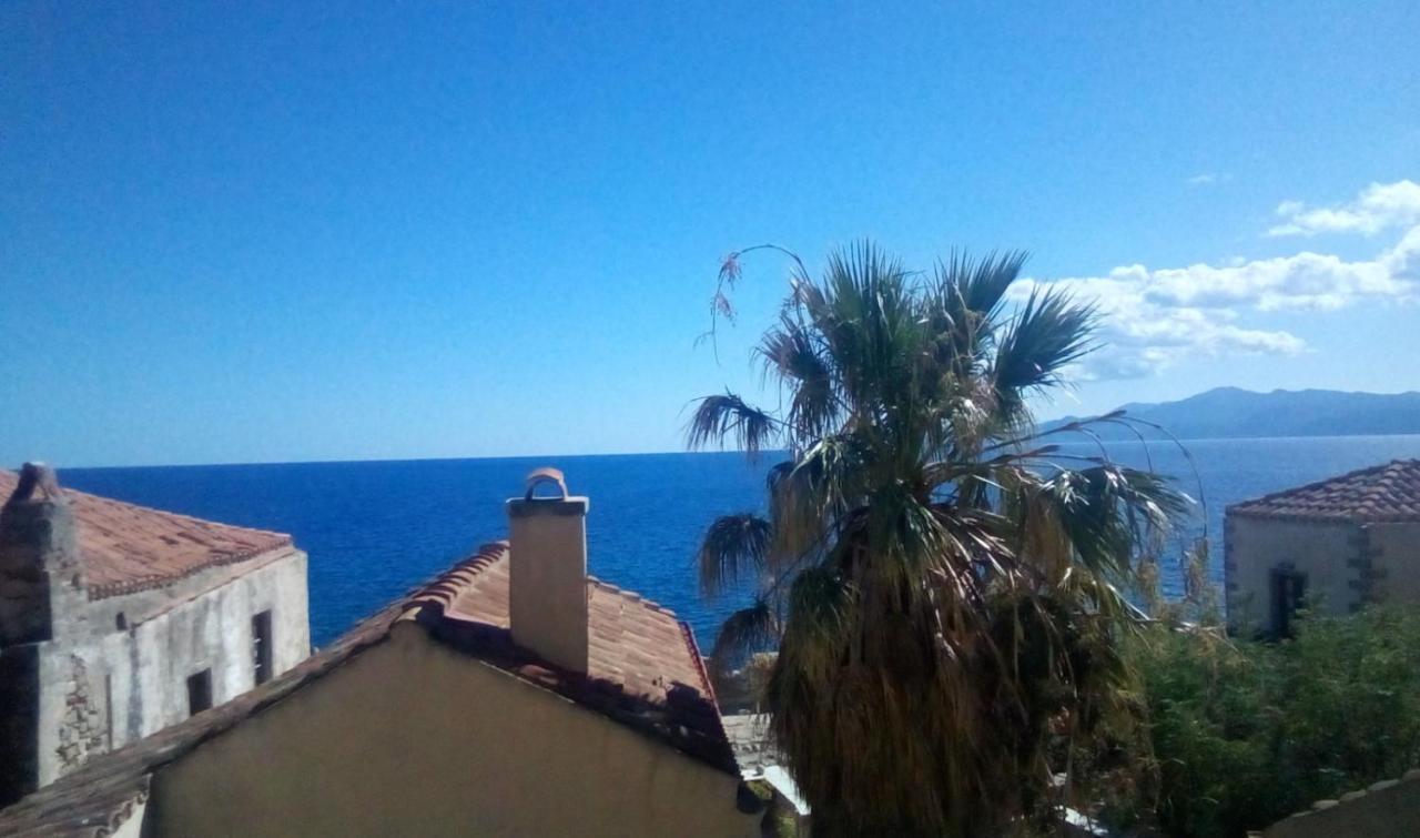 Byron'S Sea View Monemvasía Exterior foto